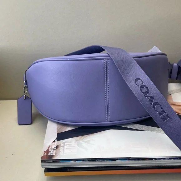 (new+tag) Coach smooth leather shoulder bag/ crossbody halfmoon violet
